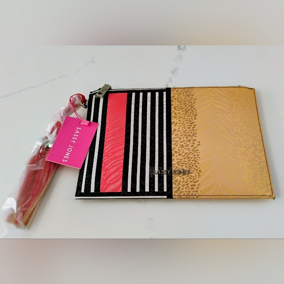 NWT Sassy Jones Red Clutch w/Tassel - Red Zanzibar - Picture 4 of 11